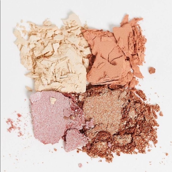 NWT Too Faced Limited Edition Forbidden Fruitcake Doll-Size Eyeshadow Palette - Picture 7 of 16